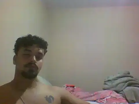 Snapshot of Xcumshot33 chatting on December 10, 3:08 am Xcumshot33 online show from December 10, 3:08 am