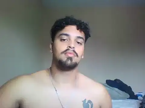 Snapshot of Xcumshot33 chatting on December 11, 4:16 pm Xcumshot33 online show from December 11, 4:16 pm