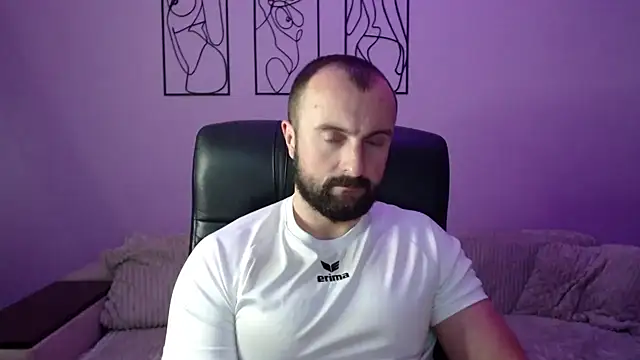 brindlefly6969 online show from October 14, 11:06 am