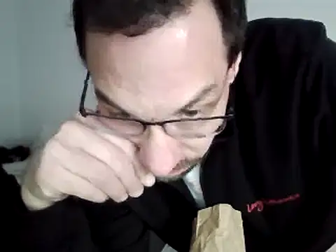Snapshot of Iliketocooksquirt25 chatting on January 26, 6:07 am Iliketocooksquirt25 online show from January 26, 6:07 am