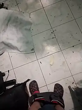 MauBisexualErotik online show from February 5, 7:15 am