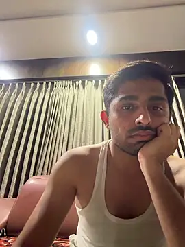 rhuh3991 online show from April 21, 7:42 pm