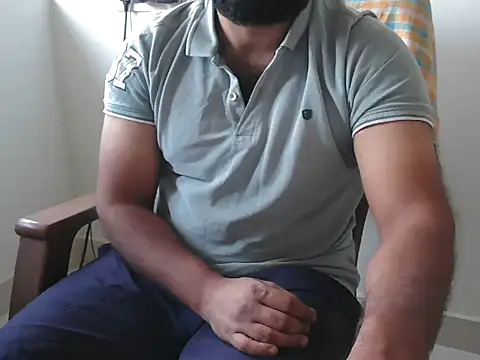 Snapshot of Tamil_Boy28 chatting on February 6, 4:10 am Tamil Boy28 online show from February 6, 4:10 am