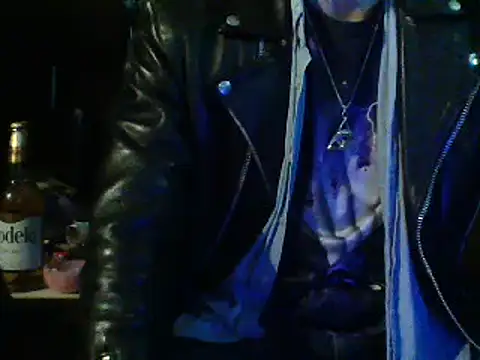 Snapshot of mrdemoncrowly chatting on December 26, 4:10 am mrdemoncrowly online show from December 26, 4:10 am