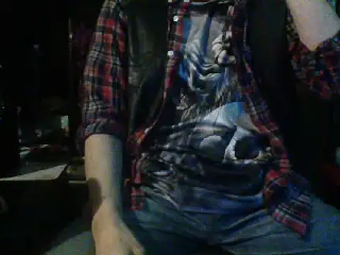 Snapshot of mrdemoncrowly chatting on March 8, 8:19 am mrdemoncrowly online show from March 8, 8:19 am