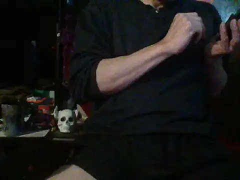 Snapshot of mrdemoncrowly chatting on February 12, 4:44 am mrdemoncrowly online show from February 12, 4:44 am