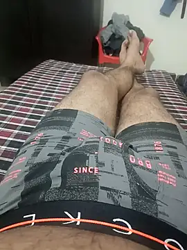 Snapshot of horny_men24 chatting on October 13, 6:47 pm horny men24 online show from October 13, 6:47 pm