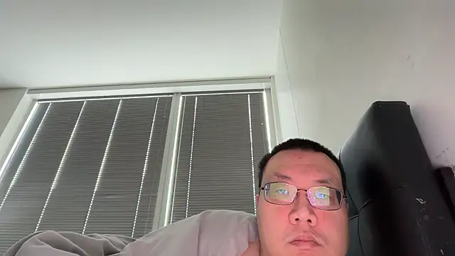 slaveasianboy online show from May 7, 7:14 pm