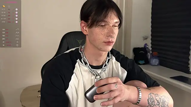 carthylovvve online show from October 17, 6:45 pm