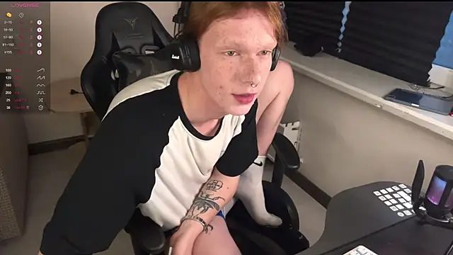 carthylovvve online show from December 4, 1:51 pm