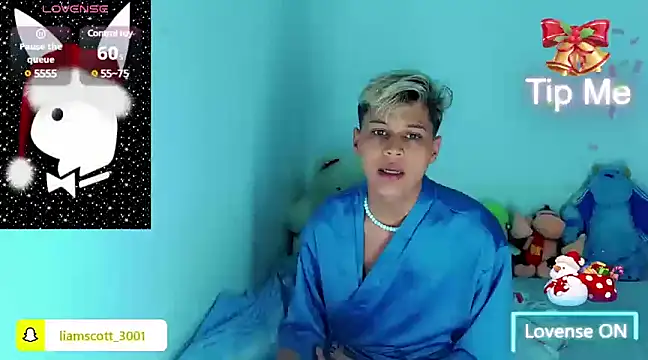 Snapshot of Liamscott_ chatting on December 15, 11:53 pm Liamscott online show from December 15, 11:53 pm