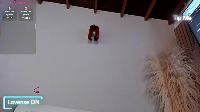 neo dimou  online show from November 19, 11:32 am