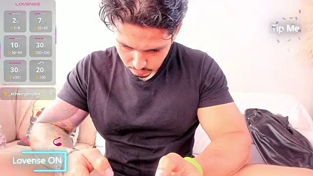 neo dimou  online show from October 23, 3:48 pm