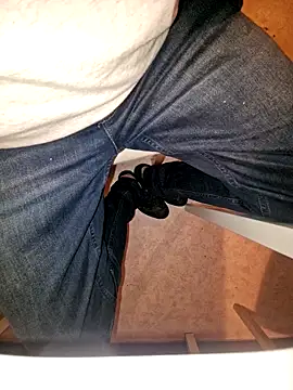 Snapshot of Lorent6969 chatting on October 20, 6:34 pm Lorent6969 online show from October 20, 6:34 pm