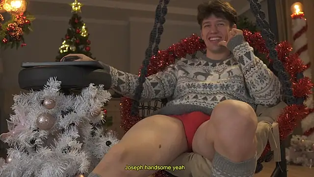 Snapshot of tommyjoyer chatting on December 12, 8:14 am tommyjoyer online show from December 12, 8:14 am