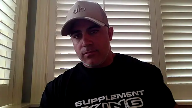 Snapshot of Bad_daddy21 chatting on September 29, 2:46 pm Bad daddy21 online show from September 29, 2:46 pm