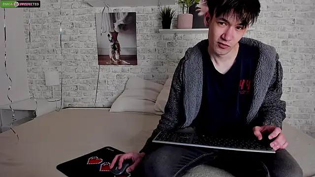 Snapshot of CalvinOwens chatting on March 9, 3:44 am CalvinOwens online show from March 9, 3:44 am