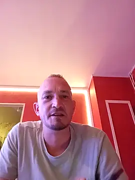 Denislamalice34 online show from February 26, 8:10 pm