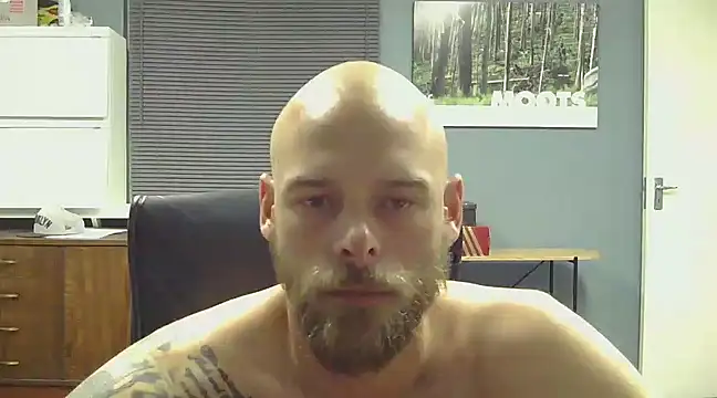 jjameson411 online show from March 16, 2:32 am