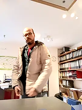 JCF1987 online show from December 5, 9:27 am