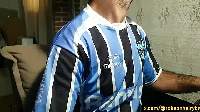 Snapshot of robsonbr chatting on September 15, 12:17 pm robsonbr online show from September 15, 12:17 pm