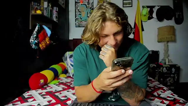 Tom Krakow online show from February 19, 8:05 pm