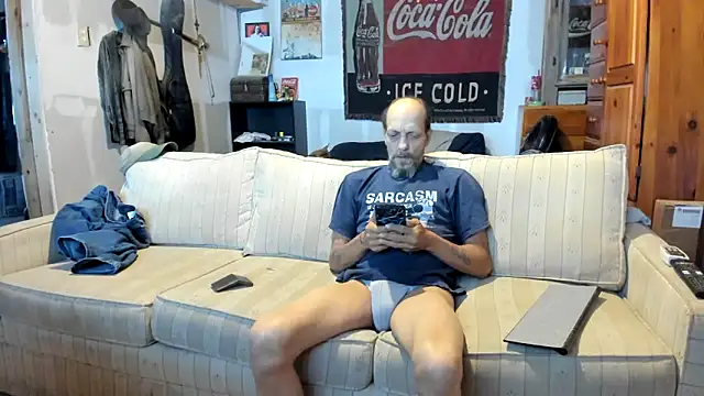 Snapshot of jayshort786 chatting on October 13, 1:17 pm jayshort786 online show from October 13, 1:17 pm
