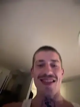 bosnianhot online show from April 18, 11:26 pm