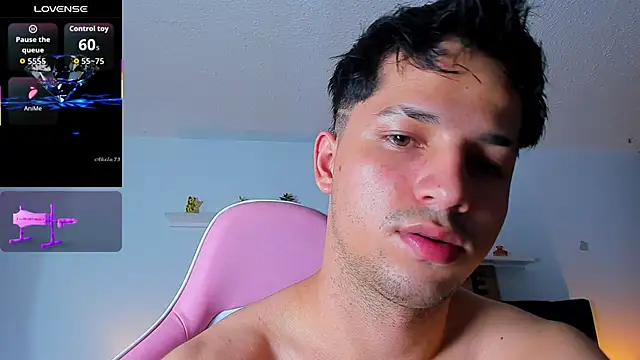 Snapshot of Issac_james_ chatting on September 26, 3:37 am Issac james online show from September 26, 3:37 am