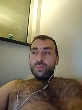 Snapshot of TIGERRR86 chatting on October 18, 10:58 pm TIGERRR86 online show from October 18, 10:58 pm