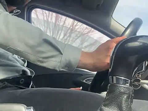 beyourself1323 online show from March 11, 9:45 am