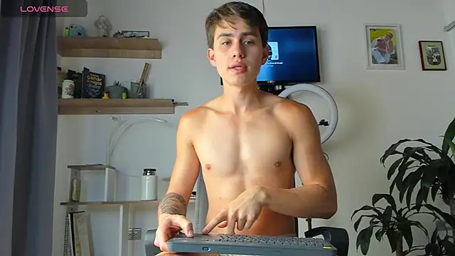 Snapshot of manucute_23_ chatting on October 19, 4:21 pm manucute 23 online show from October 19, 4:21 pm