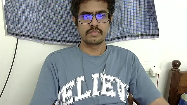 The SHY uncut online show from October 21, 7:55 am