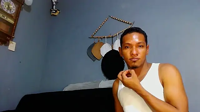Grandeygruesa1 online show from March 20, 6:31 pm