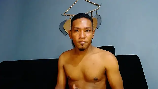 Grandeygruesa1 online show from January 18, 2:55 pm
