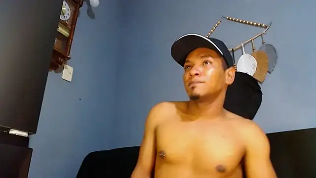Grandeygruesa1 online show from December 24, 1:59 am