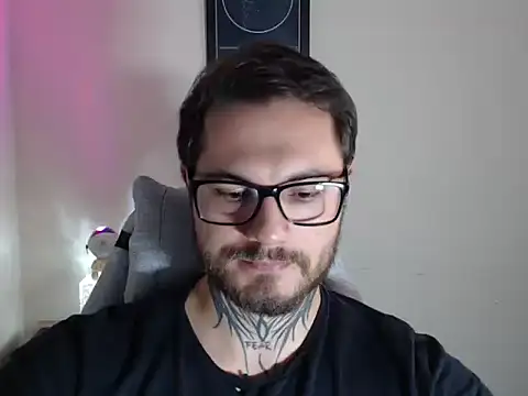 clark r online show from April 28, 12:16 am