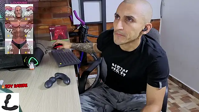 Marck Muscle online show from April 26, 3:59 am