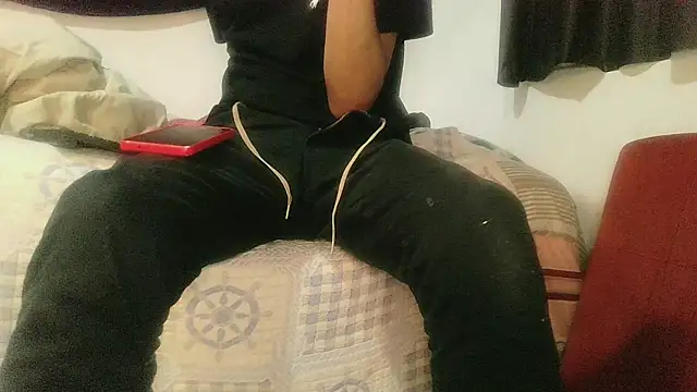 UncutToyBoy23cm online show from November 11, 7:35 am