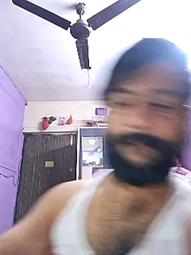 GlassBarge9 online show from December 18, 6:46 pm