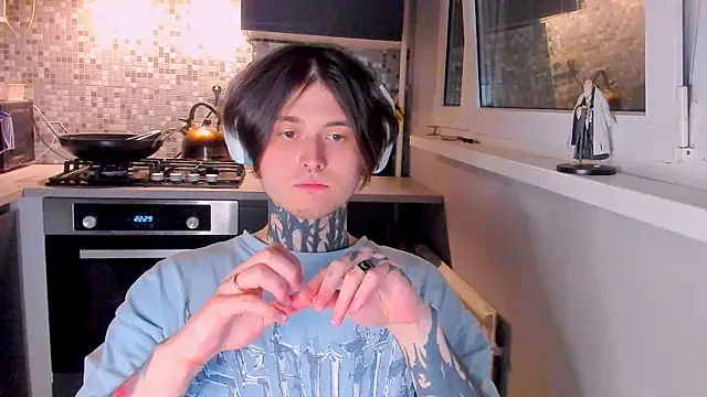  torfin  online show from March 1, 11:15 pm