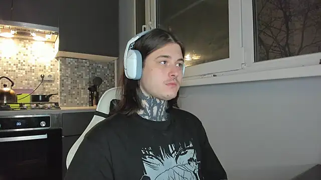  torfin  online show from December 18, 9:18 pm