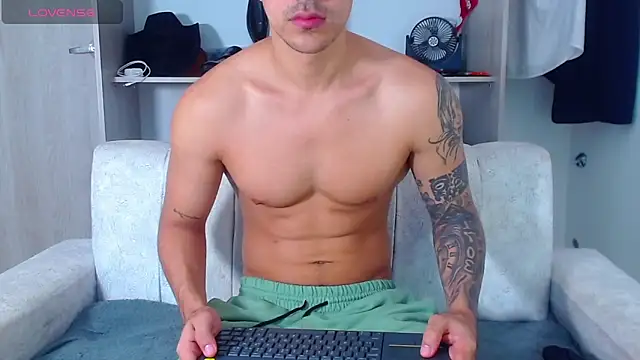 Tristan-bm online show from November 20, 12:15 pm