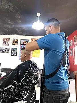 Praxis online show from October 10, 7:40 pm