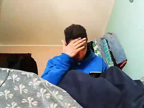 andrescaraballo online show from October 24, 3:19 am