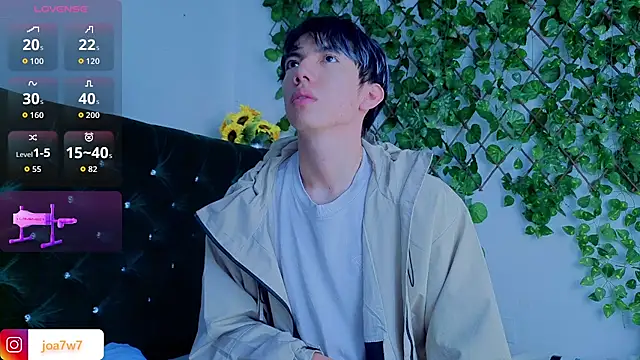 Levii Ackermann online show from December 1, 2:31 pm