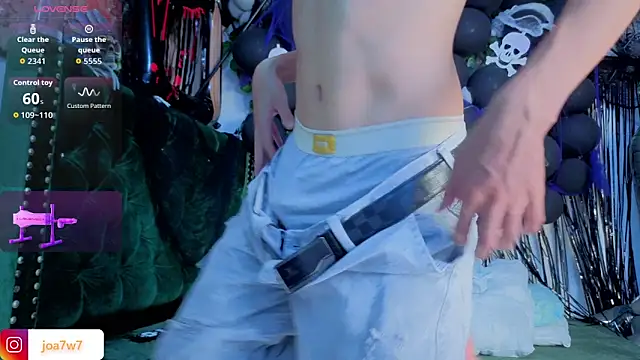 Levii Ackermann online show from October 30, 5:14 pm