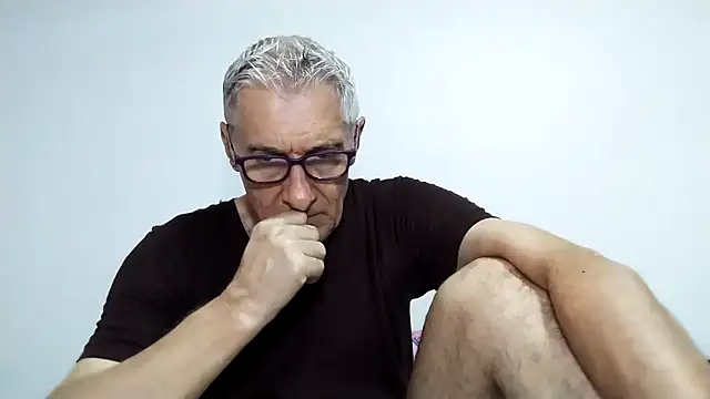 BIGUNCUTHARDCOCK online show from April 26, 1:36 am