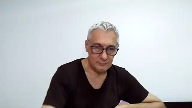 BIGUNCUTHARDCOCK online show from April 21, 2:51 am