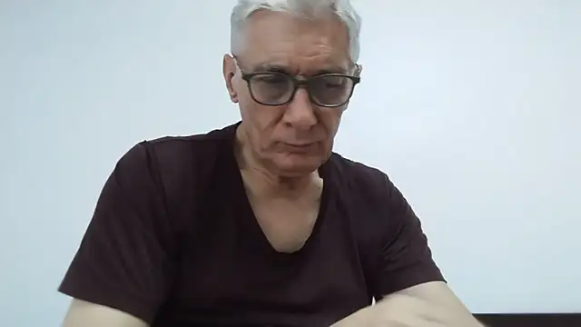 BIGUNCUTHARDCOCK online show from June 13, 3:04 am